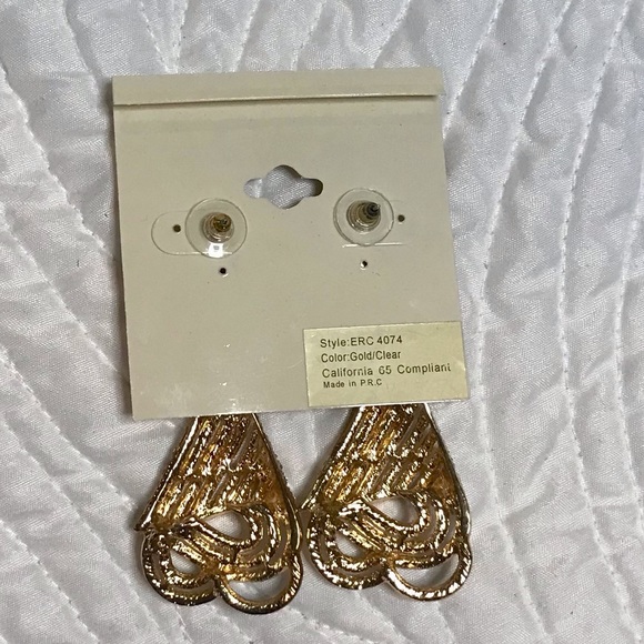 NWT-Amrita Singh-Gold Tone Clear/Iridescent Stones Chandelier Statement Earrings - Picture 2 of 2